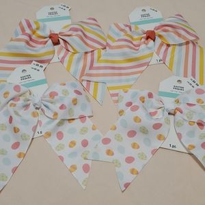 NWT. Hair Bows. 2 Sets.